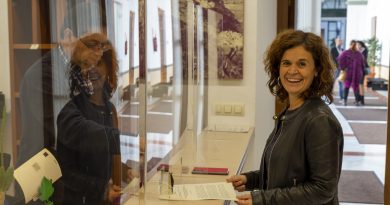 Esperanza Gómez, de Por Andalucía, propone un pequeño cambio que supondrá un gran avance en el día a día de las personas con discapacidad.